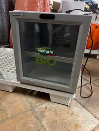Frigorifero piccolo da esposizione Valfrutta