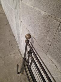 Letto antico in ferro battuto
