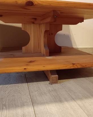 tavolino per salotto con due poltrone nuovo 
