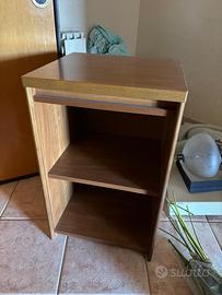 Piccola libreria bassa