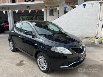 Lancia Ypsilon 1.2 69 CV 5 porte S&S Gold dal nord