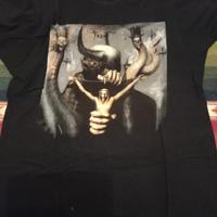 t-shirt metal