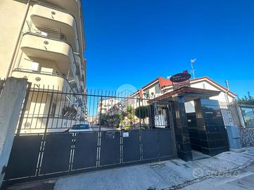 4 LOCALI A ACERRA