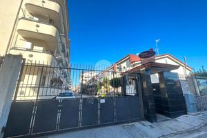 4 LOCALI A ACERRA