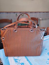 borsa Carpisa a mano e tracolla 