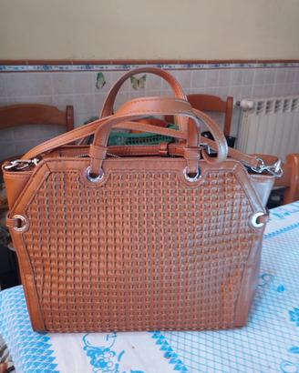 borsa Carpisa a mano e tracolla 