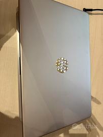 HP 15s-eq0050nl- ryzen 5, 8GB RAM, SSD 238GB