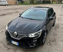 Renault megane IV serie