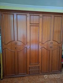 armadio e due comodini 