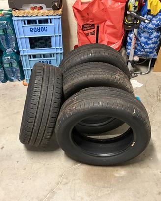 TRENO GOMME CONTINENTAL