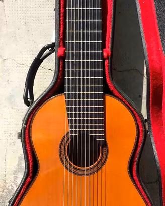 Chitarra Manuel Contreras 10 corde, 1980, cedro