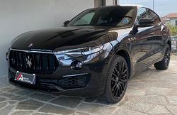 Maserati Levante 3.0 V6 Granlusso 275cv auto my20
