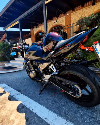 Kawasaki z750 anno 2005