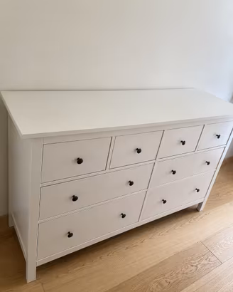 Cassettiera Ikea HEMNES