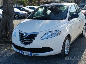 Lancia Ypsilon 2016 - 1.2 benzina Lb automobili