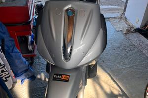 Piaggio Beverly 500