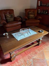 Tavolino in noce massello