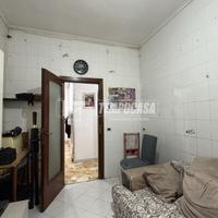 Appartamento di 3 vani e accessori con giardino, A