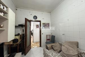 Appartamento di 3 vani e accessori con giardino, A