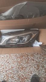 Faro sinistro  + griglia mercedes CLA 