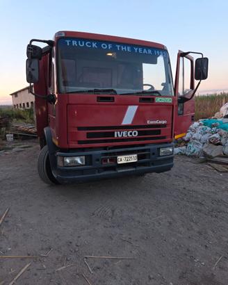Camion Iveco Eurocargo 120E 18