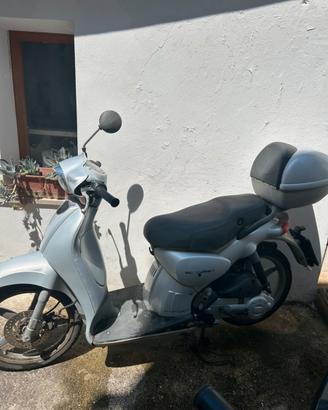 Scarabeo 100cc