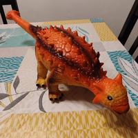 Dinosauro in gomma con suoni