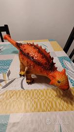 Dinosauro in gomma con suoni
