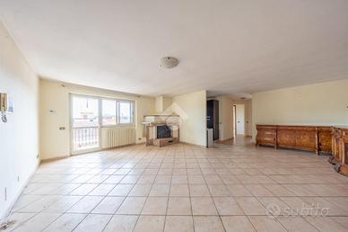 4 LOCALI A FONTE NUOVA