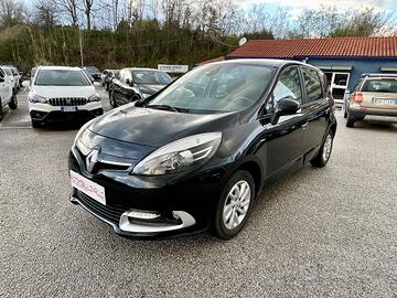 Renault Scenic XMod dCi 110 CV Limited