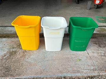 Set contenitori pattume