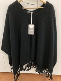 Poncho nero di lana marca Please