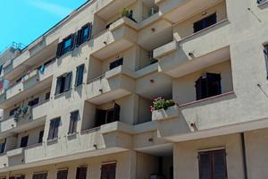 Appartamento con terrazza - via civitavecchia