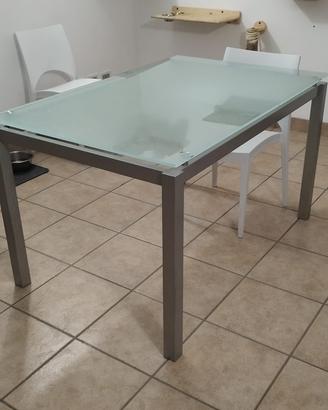 Tavolo rettangolare