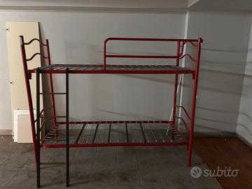 Letto a castello in ferro con rete