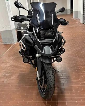 Bmw gs 1200 adventure triple black