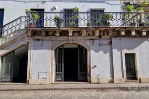 Locale commerciale 100mq a Riposto