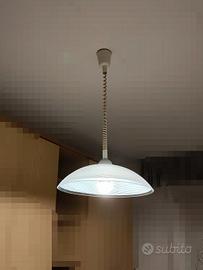 Lampadario moderno in vetro lavorato 