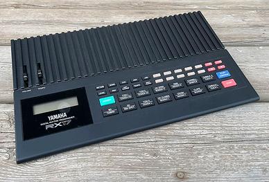 drum machine /macchina ritmica RX 17 YAMAHA