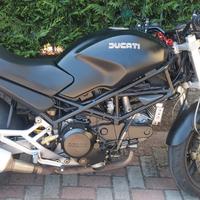 Ducati Monster 750 - 2000