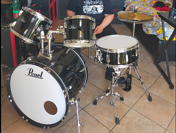 Batteria acustica Pearl Roadshow completa