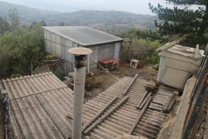 Terreno con rustico