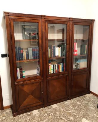 Libreria classica in noce