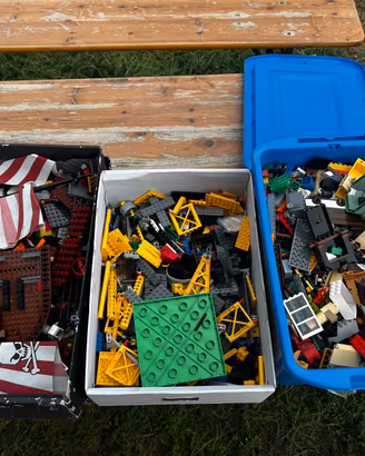 Lotto LEGO misti sfusi: galeone, bionicle, gru,ecc