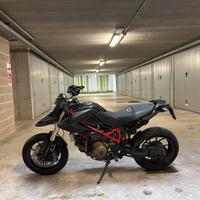Ducati hypermotard 1100