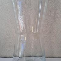 Vaso portafiori in vetro