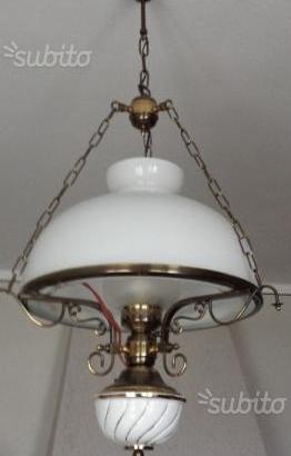 Lampadario grande in vetro e ottone