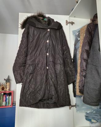 Cappotto imbottito Coconuda con cappuccio e bordo 