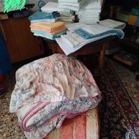 lenzuola tovaglie asciugamani  ecc 36pezzi