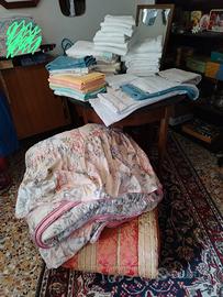 lenzuola tovaglie asciugamani  ecc 36pezzi